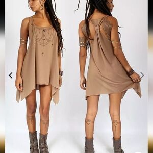 Toonz Shop "Paalayan" printed knotted sleeveless tunic